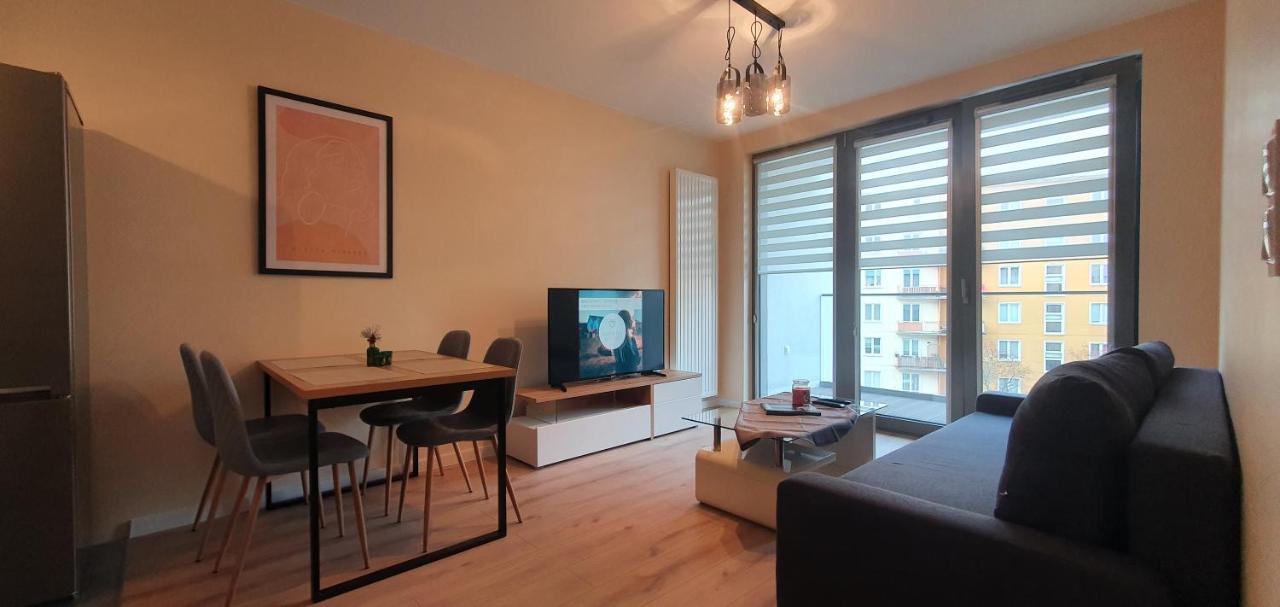 Apartament Kazart.Pl 5 Centurm/Plac Unii غدينيا المظهر الخارجي الصورة